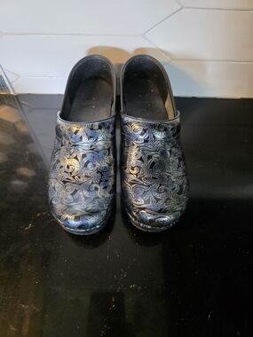 Dansko Blue Metallic Floral Embossed Clogs Size 37